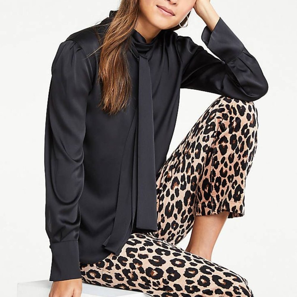 ANN TAYLOR BOW BLOUSE